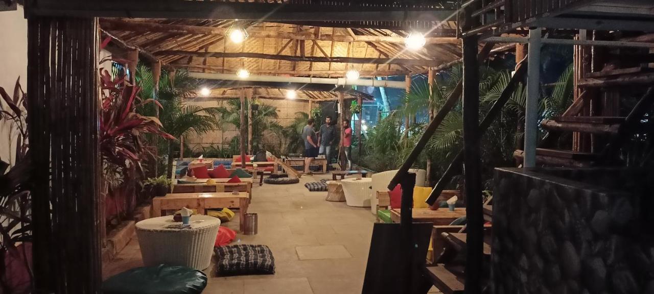 Red Monkeys Hostel Arambol Eksteriør billede